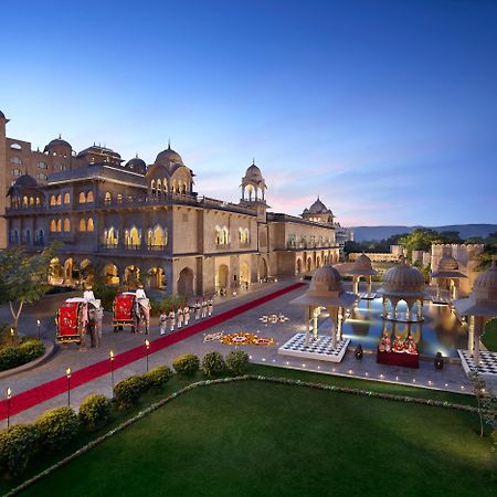 Fairmont Jaipur Hotel Exterior photo The Oberoi Udaivilas Palace