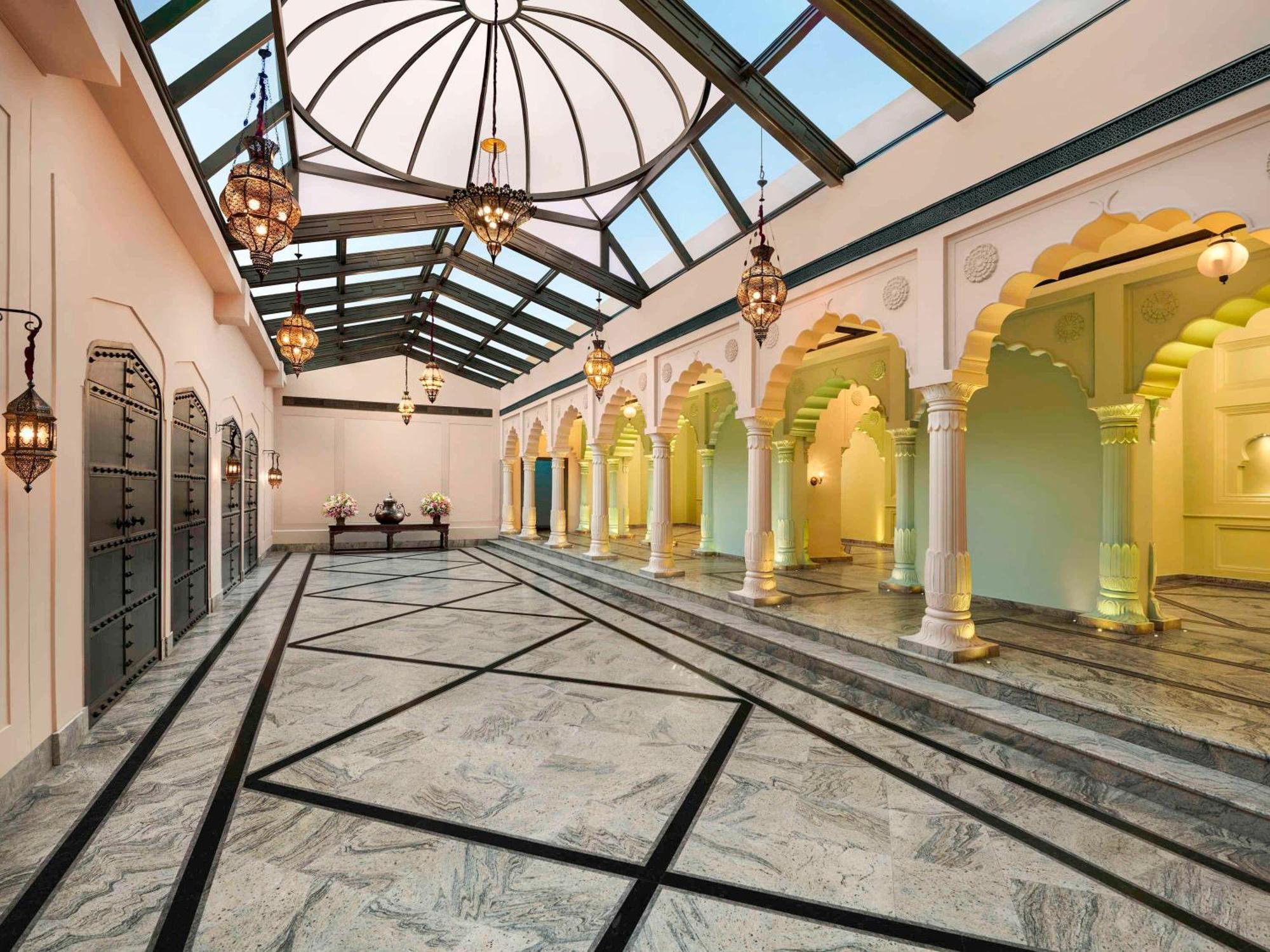 Fairmont Jaipur Hotel Exterior photo The spa at The Oberoi, Mumbai