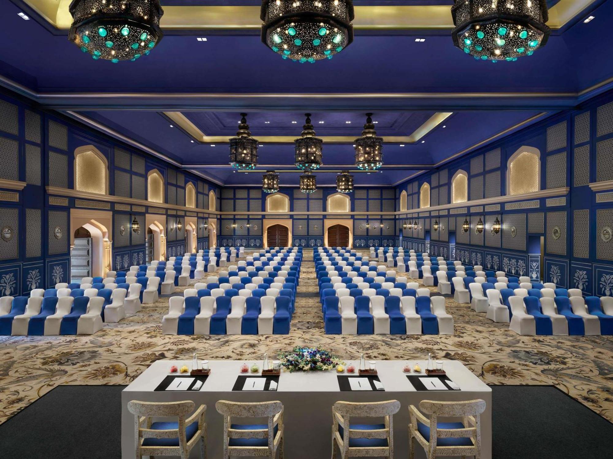 Fairmont Jaipur Hotel Exterior photo