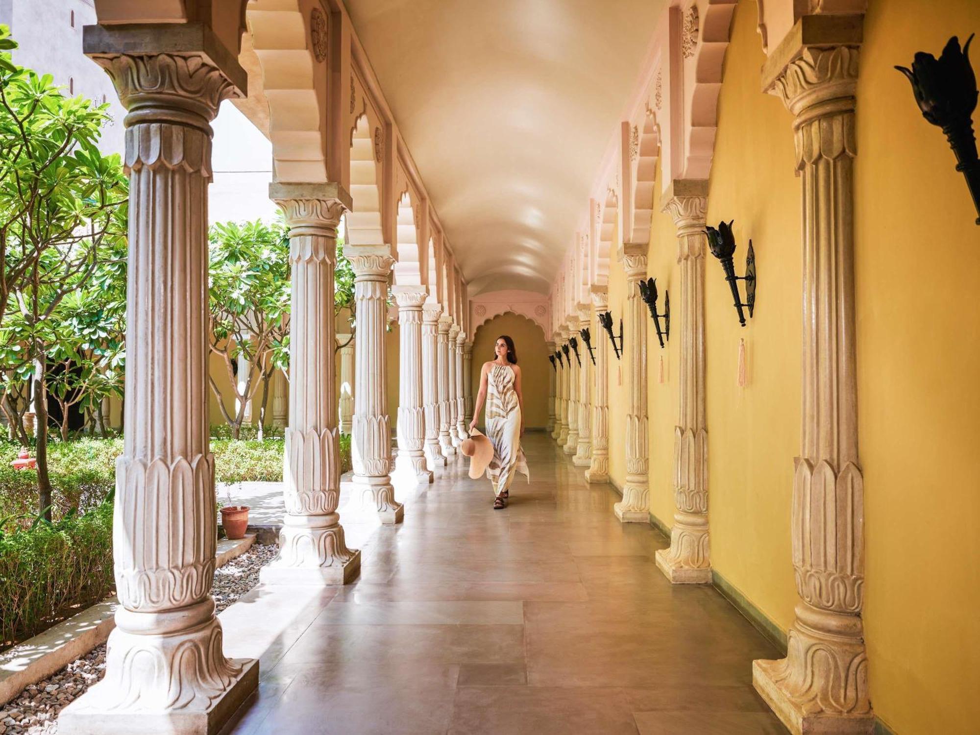 Fairmont Jaipur Hotel Exterior photo